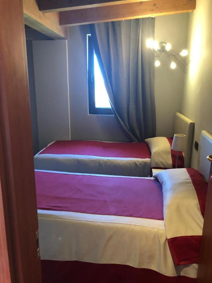 Aparthotel Residenza Segrate Centro Srl Exterior foto